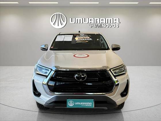TOYOTA HILUX 2.8 D-4D TURBO DIESEL CD SRX 4X4 AUTOMÁTICO TOYOTA HILUX 2.8 D-4D TURBO DIESEL CD SRX 4X4 AUTOMÁTICO